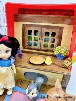 Ensemble De Jeu Coffret Mini Poupée Blanche Neige Animators Collection Disney Store Pop Up Environnement Valise -Le Rêve Enchanté Soldes Magasin coffret mini poupee blanche neige animators collection pop up environment disney store valise rouge 5