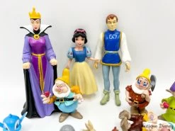 Figurines Blanche Neige Et Les Sept Nains Playset Disney Store Coffret Ensemble De Jeu -Le Rêve Enchanté Soldes Magasin figurines blanche neige et les sept nains playset disney store coffret ensembe de jeu 6