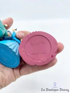 Figurines Flora Pâquerette Pimprenelle La Belle Au Bois Dormant Fées Disney Rouge Bleu Vert -Le Rêve Enchanté Soldes Magasin figurines paquerette flora pimprenelle fees marraines la belle au bois dormant disney 3