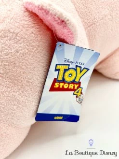 Peluche Bayonne XXL Toy Story 4 Disney Store 2019 Cochon Tirelire Rose GRAND FORMAT 60 Cm -Le Rêve Enchanté Soldes Magasin peluche bayonne xxl cochon rose toy story disney store grand format grande taille 1