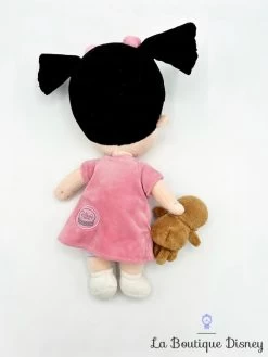 Peluche Bouh Monstres Et Cie Disney Store Boo Petite Fille Doudou Little Mikey écusson 36 Cm -Le Rêve Enchanté Soldes Magasin peluche bouh 1