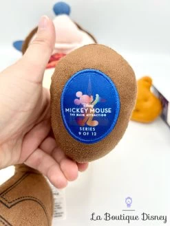 Peluche Mickey Mouse The Main Attraction 9 Sur 12 Big Thunder Mountain Railroad Disney Store 2022 Édition Limitée 44 Cm 10 Peluche Mickey Mouse The Main Attraction 9 Sur 12 Big Thunder Mountain Railroad Disney Store 2022 Édition Limitée 44 Cm -Le Rêve Enchanté Soldes Magasin peluche mickey mouse main attraction 9 12 big thunder mountain disney store edition limitee 6