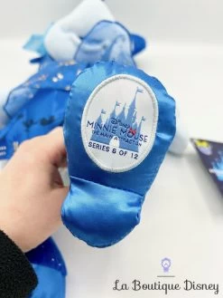 Peluche Minnie Mouse The Main Attraction 6 Sur 12 Peter Pan's Flight Disney Store 2020 Édition Limitée 43 Cm -Le Rêve Enchanté Soldes Magasin peluche minnie mouse main attraction 6 12 peter pan flight disney store edition limitee 5