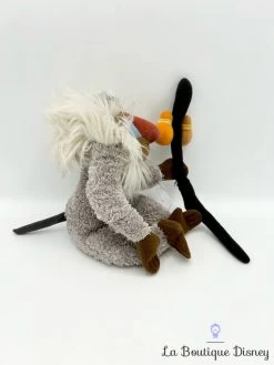 Peluche Rafiki Disney Store Le Roi Lion Singe Gris Bâton 22 Cm -Le Rêve Enchanté Soldes Magasin peluche rafiki singe le roi lion disney store vintage canne 1