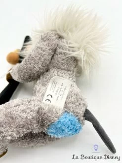 Peluche Rafiki Disney Store Le Roi Lion Singe Gris Bâton 22 Cm -Le Rêve Enchanté Soldes Magasin peluche rafiki singe le roi lion disney store vintage canne 4