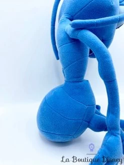 Peluche Tilt 1001 Pattes XXL Disney Store Insecte Fourmi Bleu Articulé 58 Cm -Le Rêve Enchanté Soldes Magasin peluche tilt 1001 pattes disney pixar vintage fourmi bleu 7