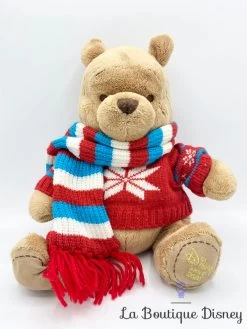 Peluche Winnie L’ourson Noël Disney Store 2008 écharpe Pull Hiver