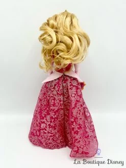 Poupée Aurore La Belle Au Bois Dormant Disney Store Princesse Rose 30 Cm -Le Rêve Enchanté Soldes Magasin poupee aurore la belle au bois dormant disney store mannequin princesse robe rose complete 2