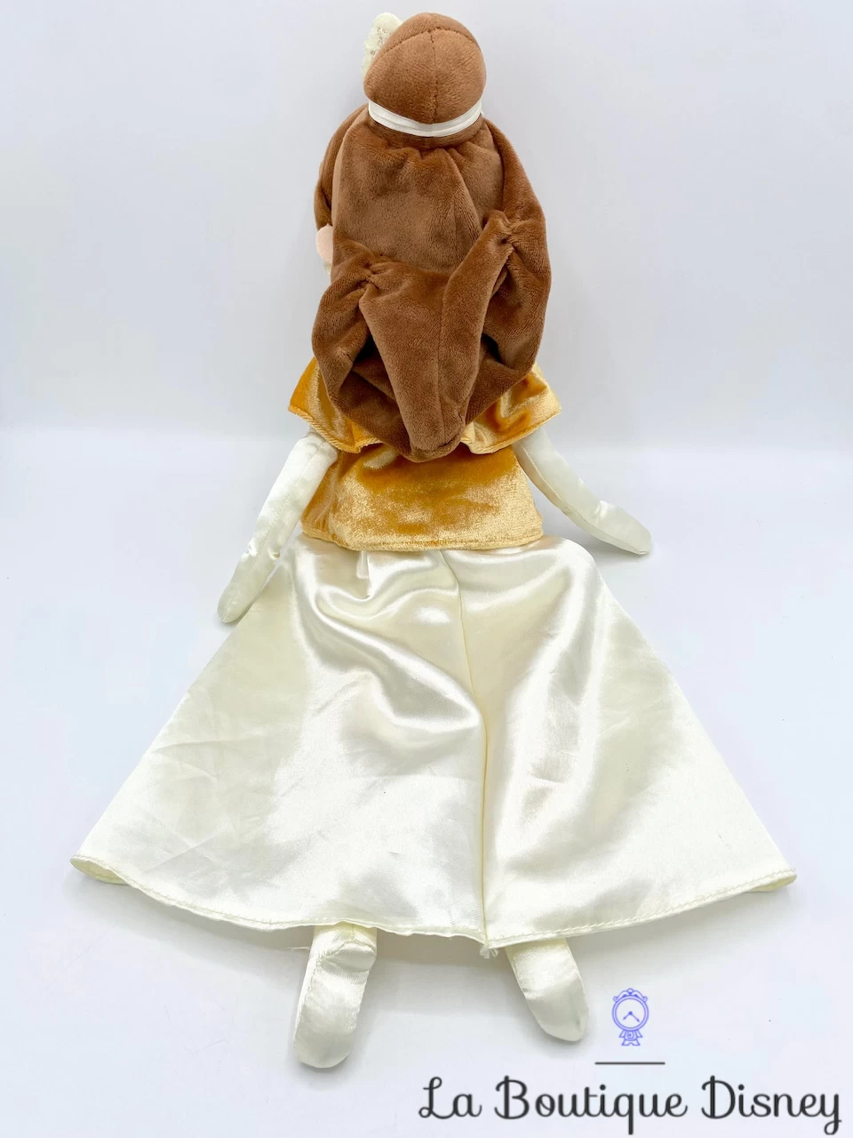 Poupée Chiffon Belle Hiver Disney Store La Belle Et La Bête Peluche Princesse Jaune Cape 48 Cm 4 Poupée Chiffon Belle Hiver Disney Store La Belle Et La Bête Peluche Princesse Jaune Cape 48 Cm – Image 4