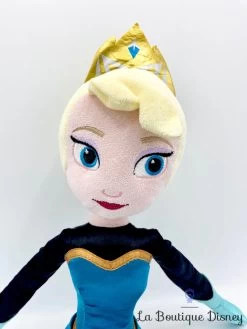 Poupée Chiffon Elsa La Reine Des Neiges Disney Store Peluche Cape Fourrure Hiver 53 Cm 9 Poupée Chiffon Elsa La Reine Des Neiges Disney Store Peluche Cape Fourrure Hiver 53 Cm -Le Rêve Enchanté Soldes Magasin poupee chiffon elsa hiver robe bleu la reine des neiges 2 disney store princesse cape peluche 53 cm 8