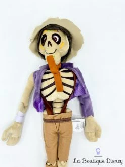 Poupée Chiffon Hector Rivera Coco Disney Store Peluche Squelette 45 Cm 7 Poupée Chiffon Hector Rivera Coco Disney Store Peluche Squelette 45 Cm -Le Rêve Enchanté Soldes Magasin poupee chiffon hector coco disney store peluche squelette epouventail violet 3
