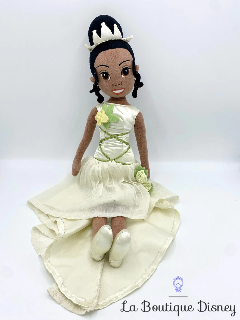 Poupée Chiffon Tiana Mariée La Princesse Et La Grenouille Disney Store Peluche Princesse Vert Fleur 53 Cm 1 Poupée Chiffon Tiana Mariée La Princesse Et La Grenouille Disney Store Peluche Princesse Vert Fleur 53 Cm