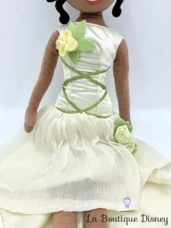 Poupée Chiffon Tiana Mariée La Princesse Et La Grenouille Disney Store Peluche Princesse Vert Fleur 53 Cm 9 Poupée Chiffon Tiana Mariée La Princesse Et La Grenouille Disney Store Peluche Princesse Vert Fleur 53 Cm -Le Rêve Enchanté Soldes Magasin poupee chiffon tiana mariee la princesse et la grenouille mariage disney store peluche bouquet 2