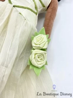 Poupée Chiffon Tiana Mariée La Princesse Et La Grenouille Disney Store Peluche Princesse Vert Fleur 53 Cm 11 Poupée Chiffon Tiana Mariée La Princesse Et La Grenouille Disney Store Peluche Princesse Vert Fleur 53 Cm -Le Rêve Enchanté Soldes Magasin poupee chiffon tiana mariee la princesse et la grenouille mariage disney store peluche bouquet 7