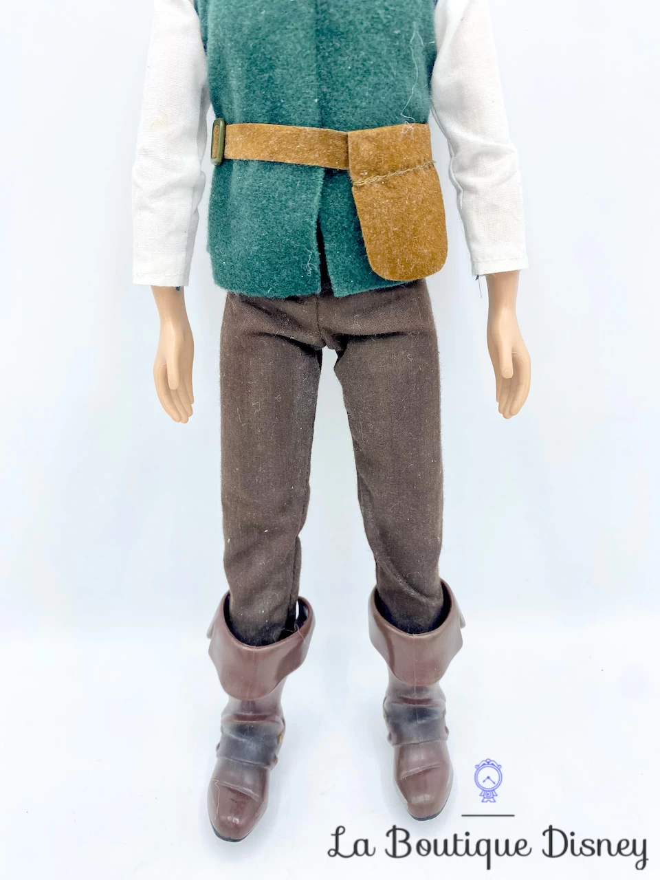 Poupée Flynn Rider Classique Disney Store Prince Raiponce 32 Cm 3 Poupée Flynn Rider Classique Disney Store Prince Raiponce 32 Cm – Image 3
