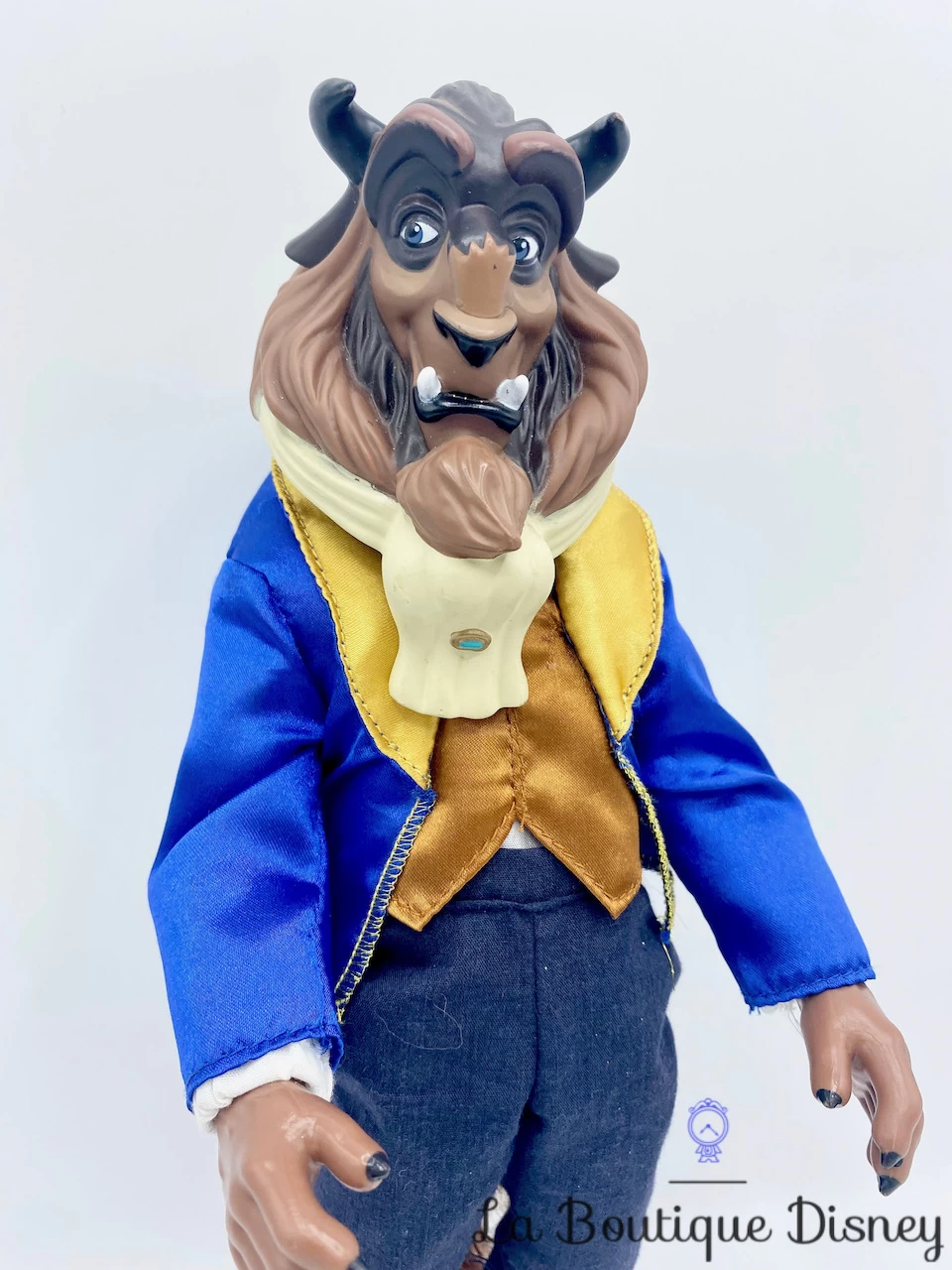 Poupée La Bête Disney Store La Belle Et La Bête Mannequin Prince 35 Cm 2 Poupée La Bête Disney Store La Belle Et La Bête Mannequin Prince 35 Cm – Image 2