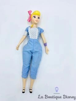 Jouet Figurine La Bergère Articulée Parlante Disney Store Toy Story 32 Cm -Le Rêve Enchanté Soldes Magasin poupee parlante la bergere boo beep disneyland disney store toy story musique chant 3